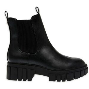 NWT Madden NYC Women’s Chunky Lug Sole Chelsea Boots – Black Size 7, Regular